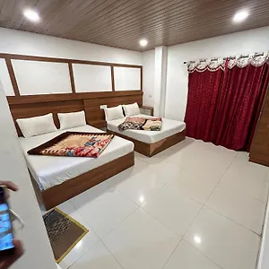 Ponnus Silver Star *** Munnar